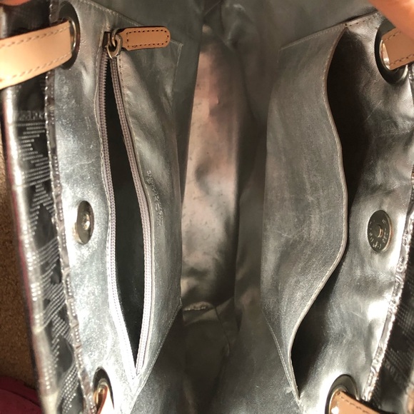 Michael Kors Tote - Picture 2 of 2